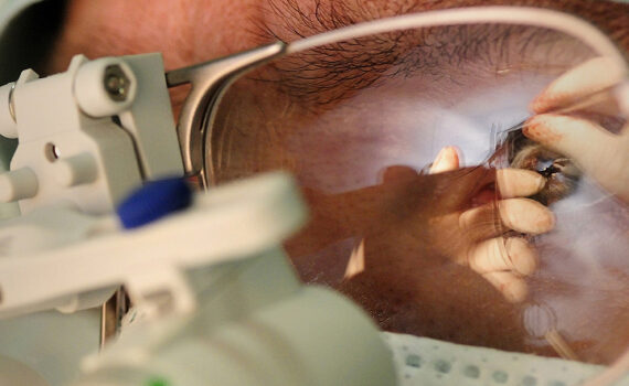 Kompozice obrazu rámování brýlemi