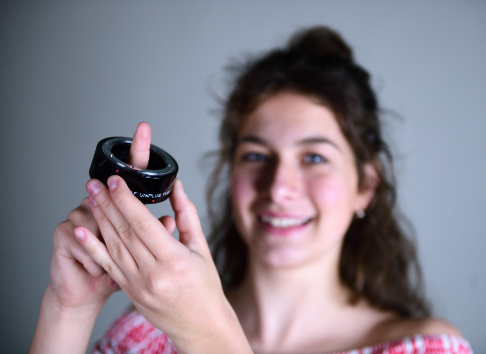 V_mezikrouzkach_neni_optika